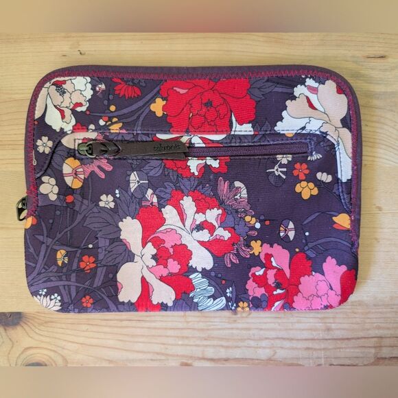 Sakroots Tablet Case - Picture 1 of 7